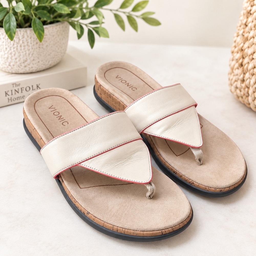 Vionic Jillian Cream Leather Orthotic Thong Sandals Women Size 9